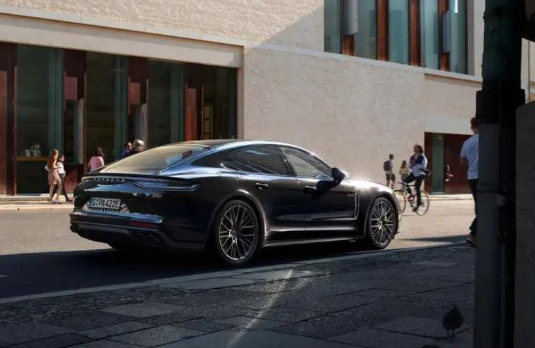 4 Key Features of the 2023 Porsche Panamera - Porsche Tysons